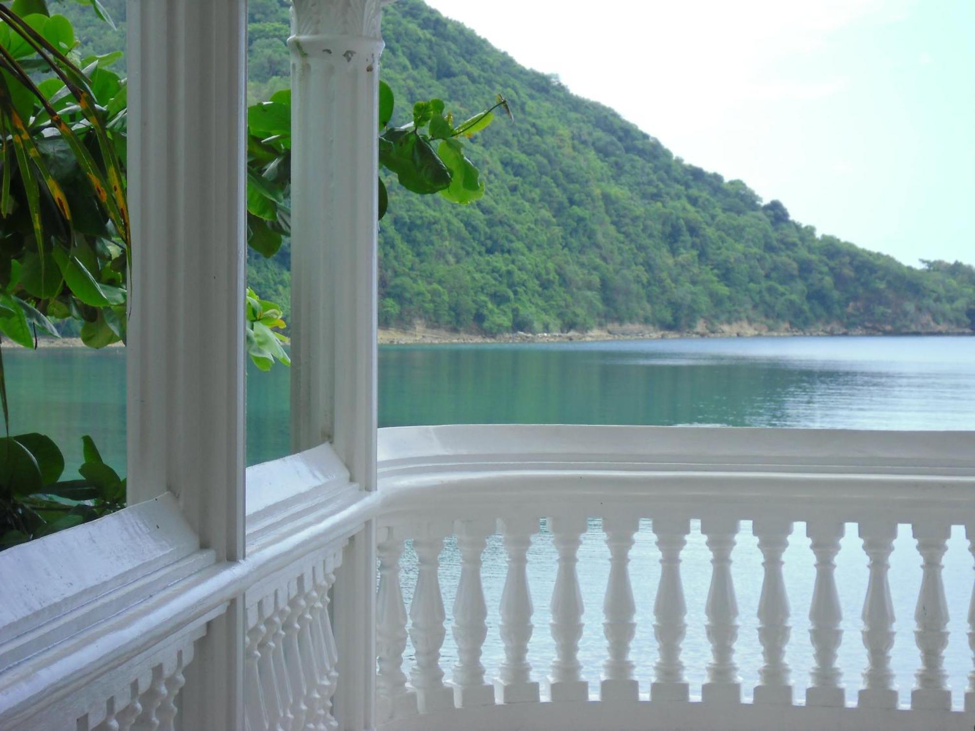 Blue Crystal Beach Resort Puerto Galera Luaran gambar