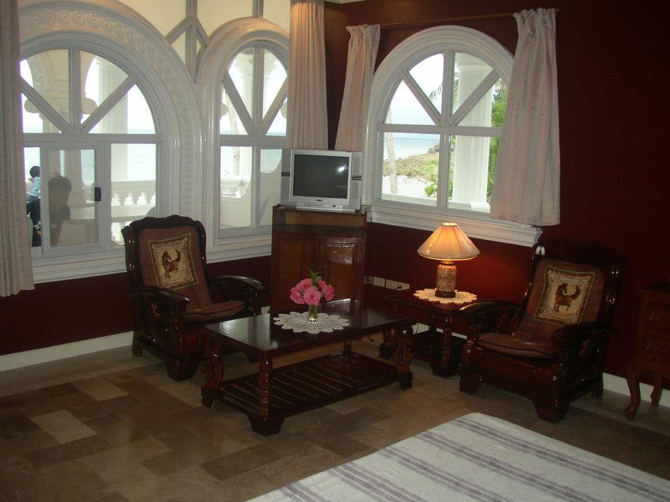 Blue Crystal Beach Resort Puerto Galera Luaran gambar