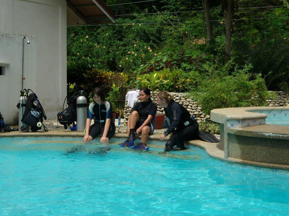 Blue Crystal Beach Resort Puerto Galera Luaran gambar