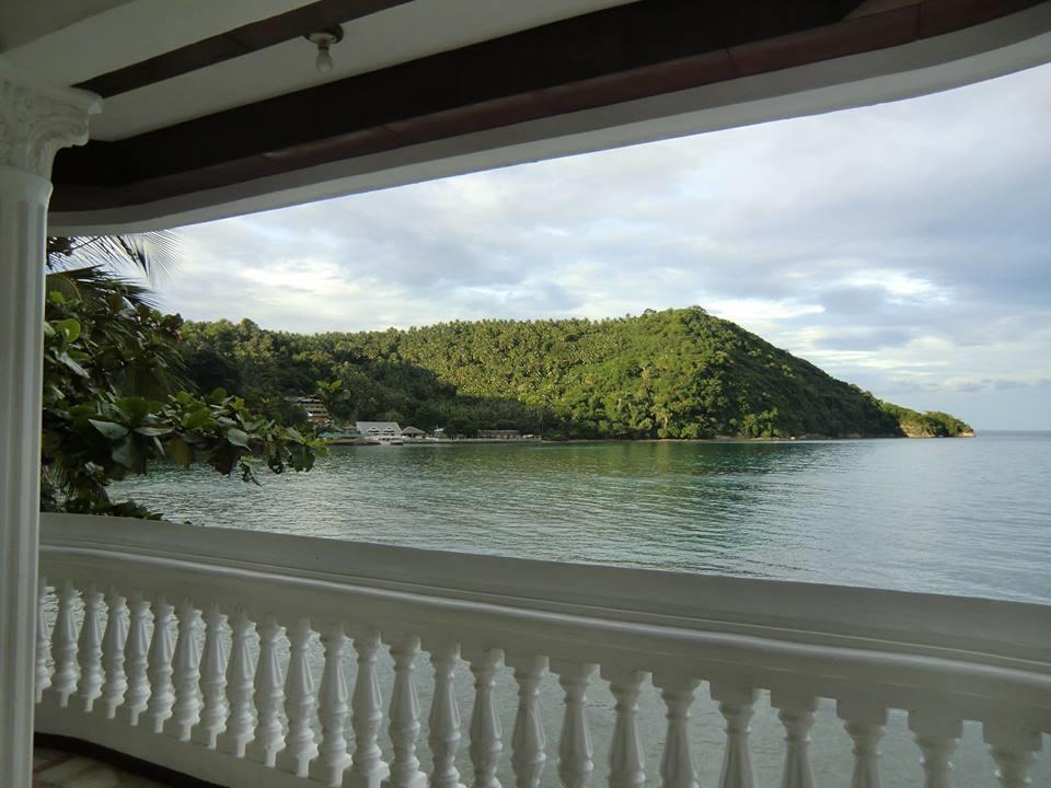 Blue Crystal Beach Resort Puerto Galera Luaran gambar